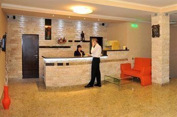 Hotel Confort 3*