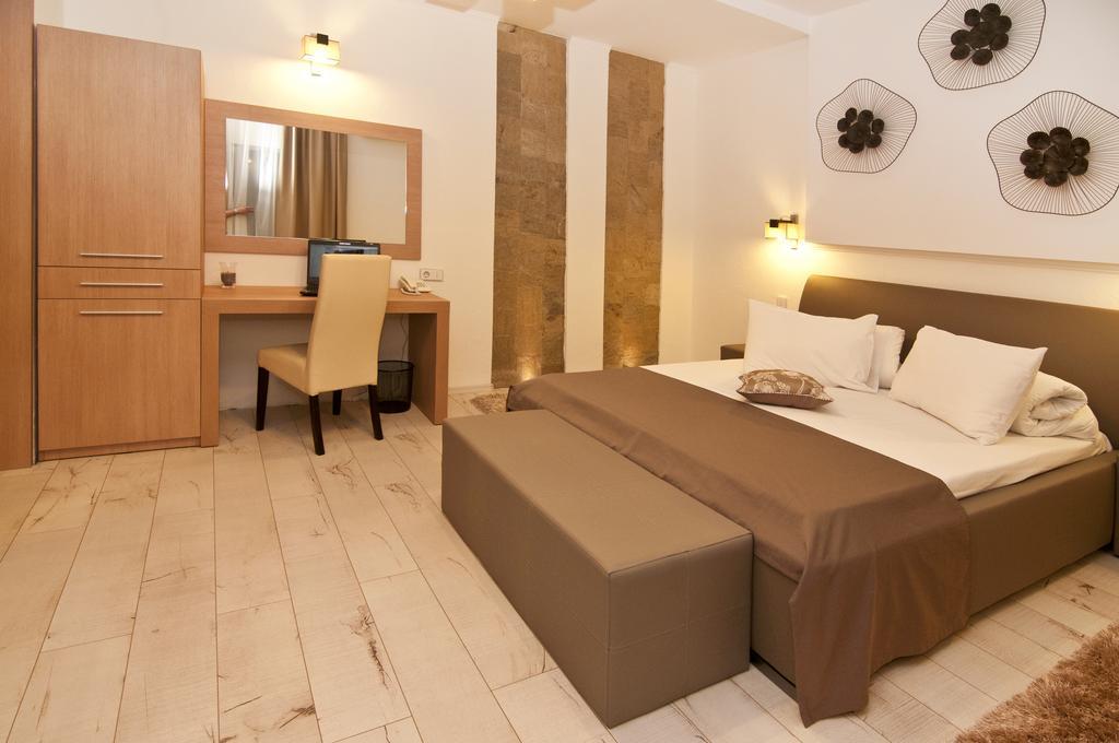 Confort Hotel